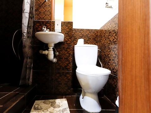 комерційна за адресою Богдана Хмельницького вул., 21