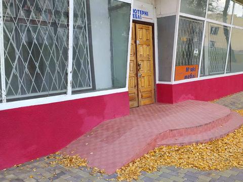 комерційна за адресою Стависька вул., 11