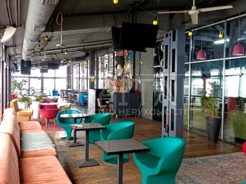 комерційна за адресою Велика Васильківська вул. (Червоноармійська), 72