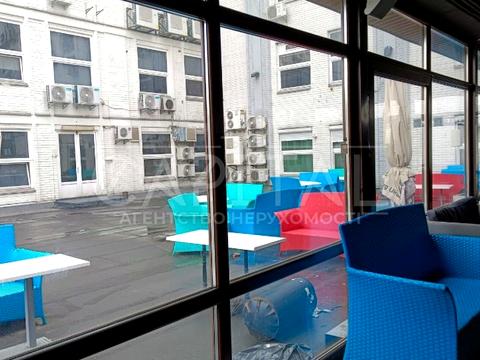 комерційна за адресою Велика Васильківська вул. (Червоноармійська), 72