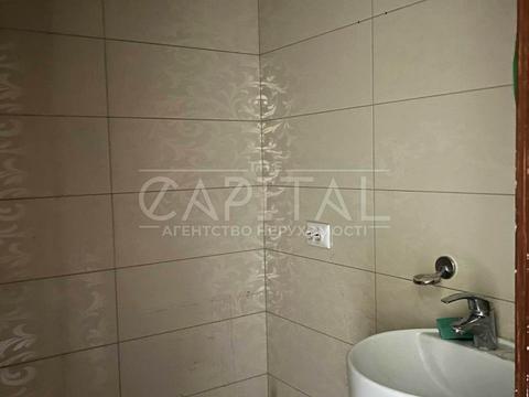 коммерческая по адресу Ревуцкого ул., 35