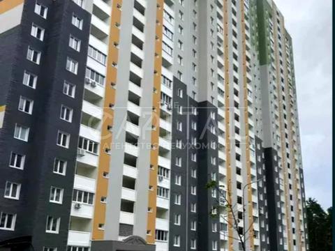 комерційна за адресою Миколи Хвильового вул., 3