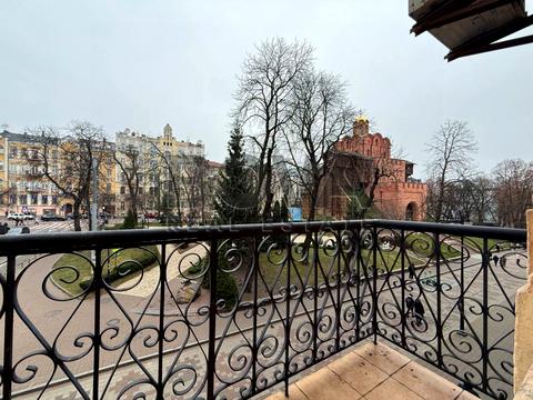 квартира по адресу Лисенка ул., 1