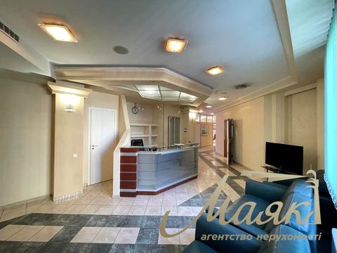 комерційна за адресою Велика Васильківська вул. (Червоноармійська), 64