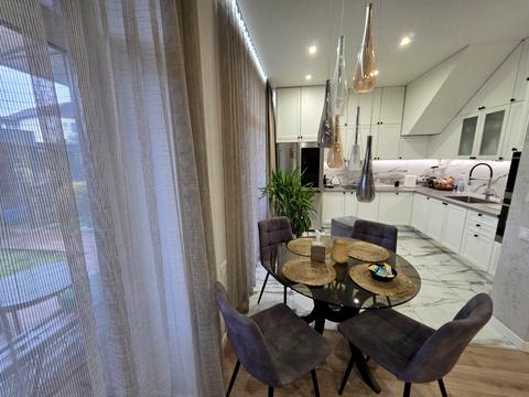 дом по адресу Широка