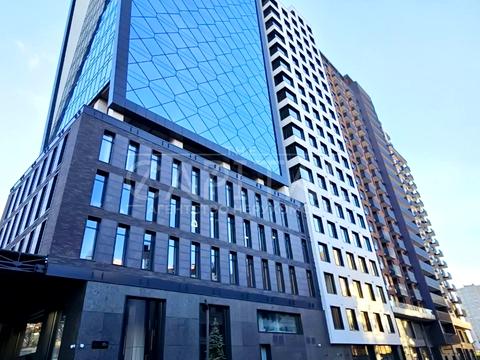 комерційна за адресою Василя Стуса вул., 35-37