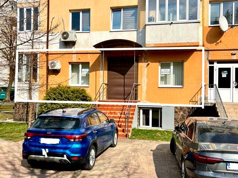 коммерческая по адресу Андрея Шептицкого ул., 5