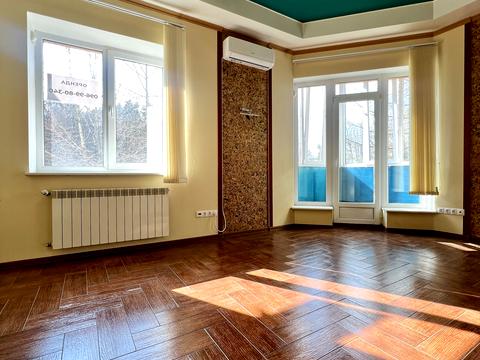 коммерческая по адресу Андрея Шептицкого ул., 5
