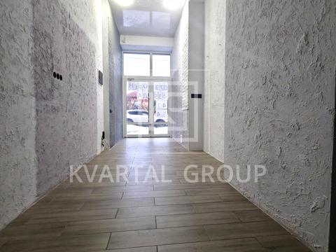 комерційна за адресою Соборна вул., 68/2