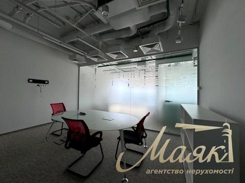 коммерческая по адресу Спортивная пл., 1А