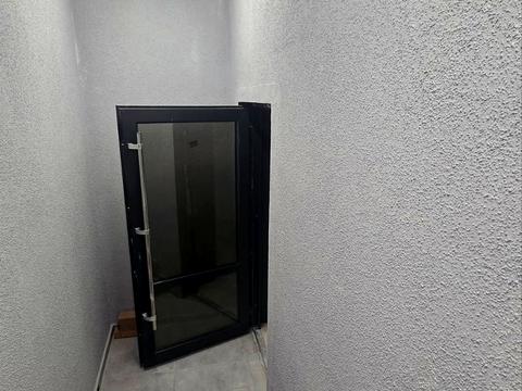 коммерческая по адресу Вышгородская ул., 45-Г