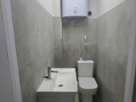 коммерческая по адресу Вышгородская ул., 45-Г