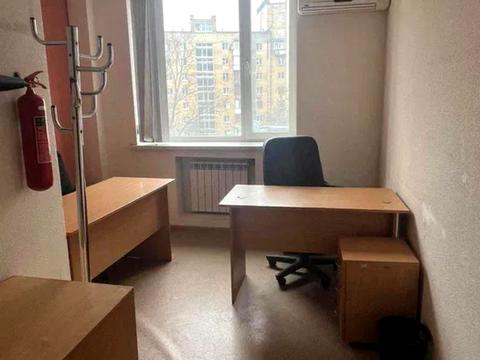 коммерческая по адресу Николая Михновского бульв. (Дружбы народов), 38
