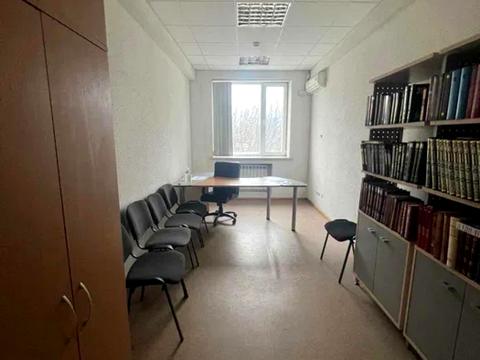 коммерческая по адресу Николая Михновского бульв. (Дружбы народов), 38