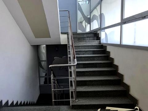 коммерческая по адресу Николая Михновского бульв. (Дружбы народов), 38