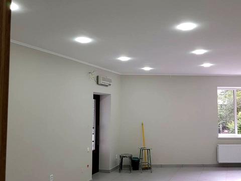 комерційна за адресою Наукова вул., 59а