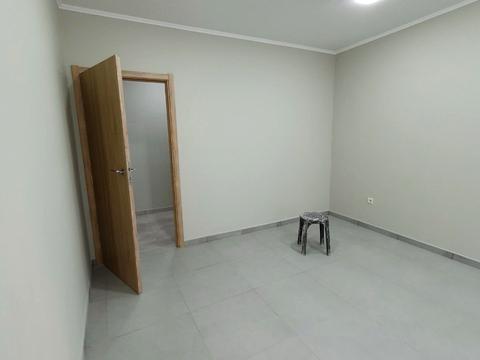 комерційна за адресою Наукова вул., 59а