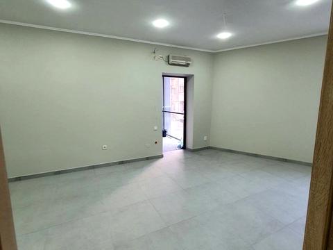 комерційна за адресою Наукова вул., 59а