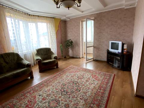 квартира за адресою Тролейбусна вул., 28