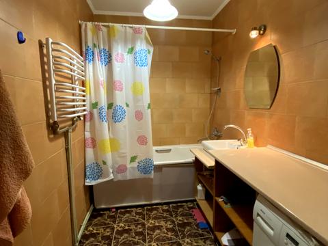 квартира за адресою Тролейбусна вул., 28