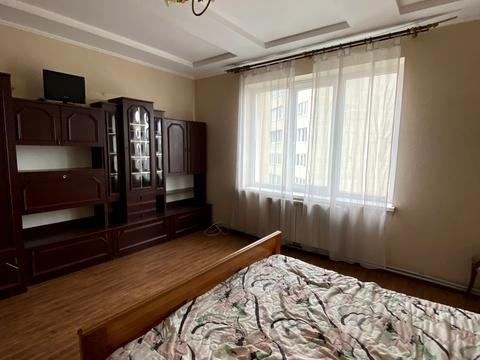 квартира за адресою Тролейбусна вул., 28