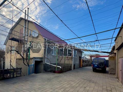 будинок за адресою Миру