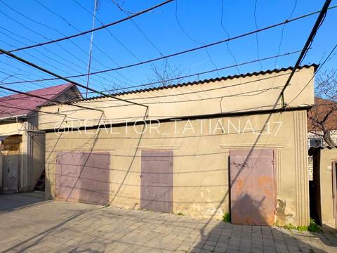 будинок за адресою Миру