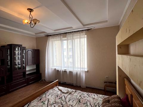 квартира за адресою Тролейбусна вул., 28