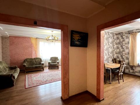 квартира за адресою Тролейбусна вул., 28