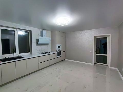 будинок за адресою Олександра Лістрового вул.