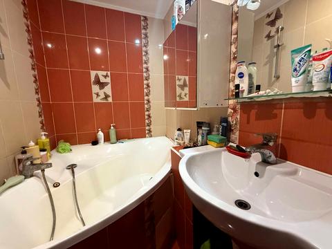 будинок за адресою Стадіонна