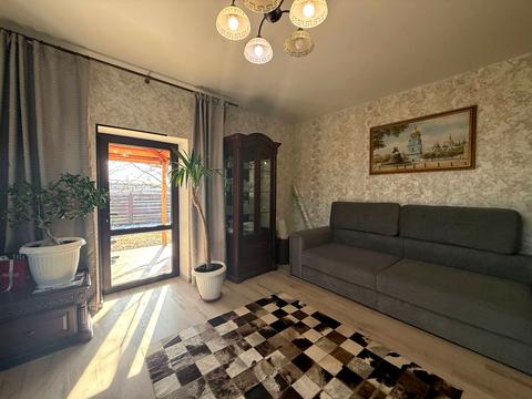 будинок за адресою Стадіонна