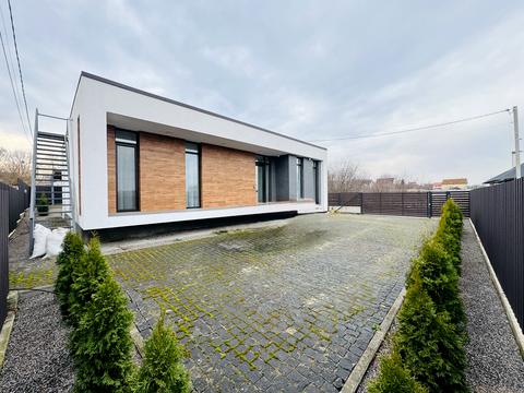 будинок за адресою Хутірська