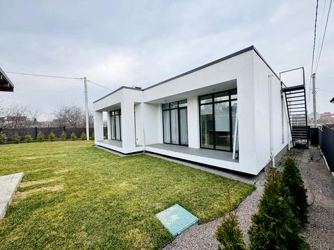 будинок за адресою Хутірська