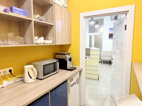 комерційна за адресою Ямська вул., 52