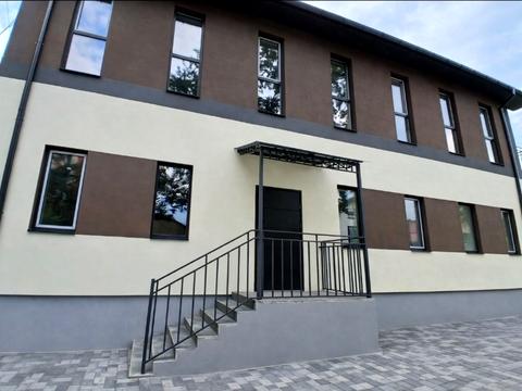 комерційна за адресою Соборна вул., 107Л