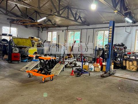 комерційна за адресою Газопровідна вул., 3