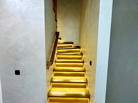 дом по адресу Ярослава Стецька ул.