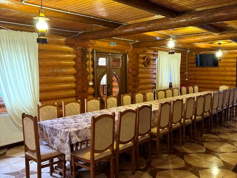 комерційна за адресою Новоселицька, 1А