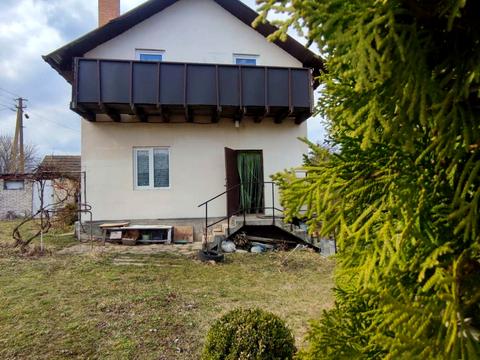 будинок за адресою Українська