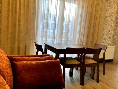 квартира за адресою Михайла Максимовича вул. (Онуфрія Трутенка), 28-Б