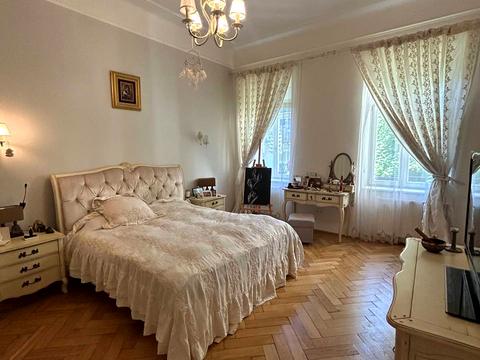 квартира по адресу Верхратского ул., 15