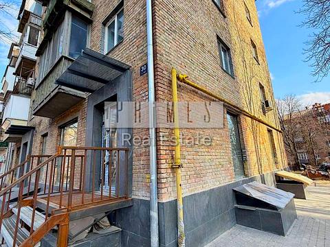 комерційна за адресою Джона Маккейна вул. (Івана Кудрі), 30