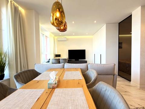 квартира за адресою Набережно-Рибальська вул., 27