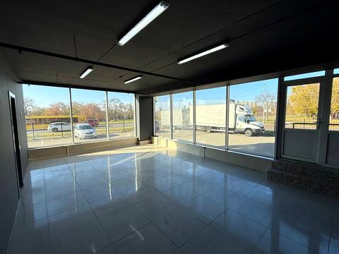 комерційна за адресою Райдужна, 25А