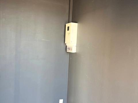 комерційна за адресою Райдужна, 25А