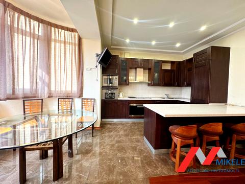 квартира за адресою В'ячеслава Чорновола вул., 25