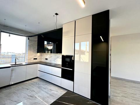 будинок за адресою Солов'їна вул., 1В