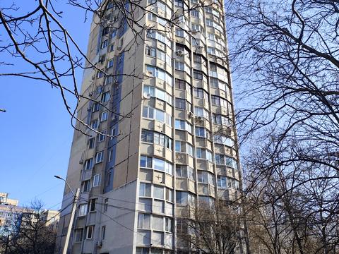 квартира за адресою Князя Володимира Великого просп., 77а