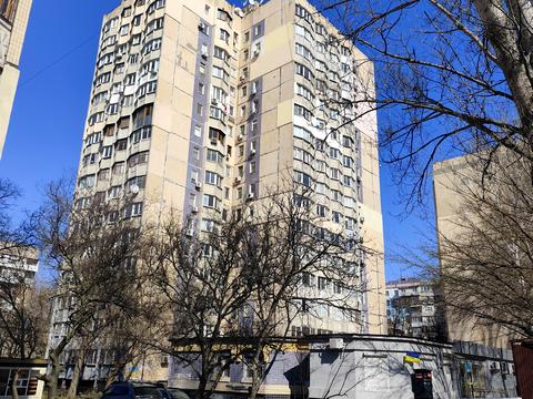 квартира за адресою Князя Володимира Великого просп., 77а